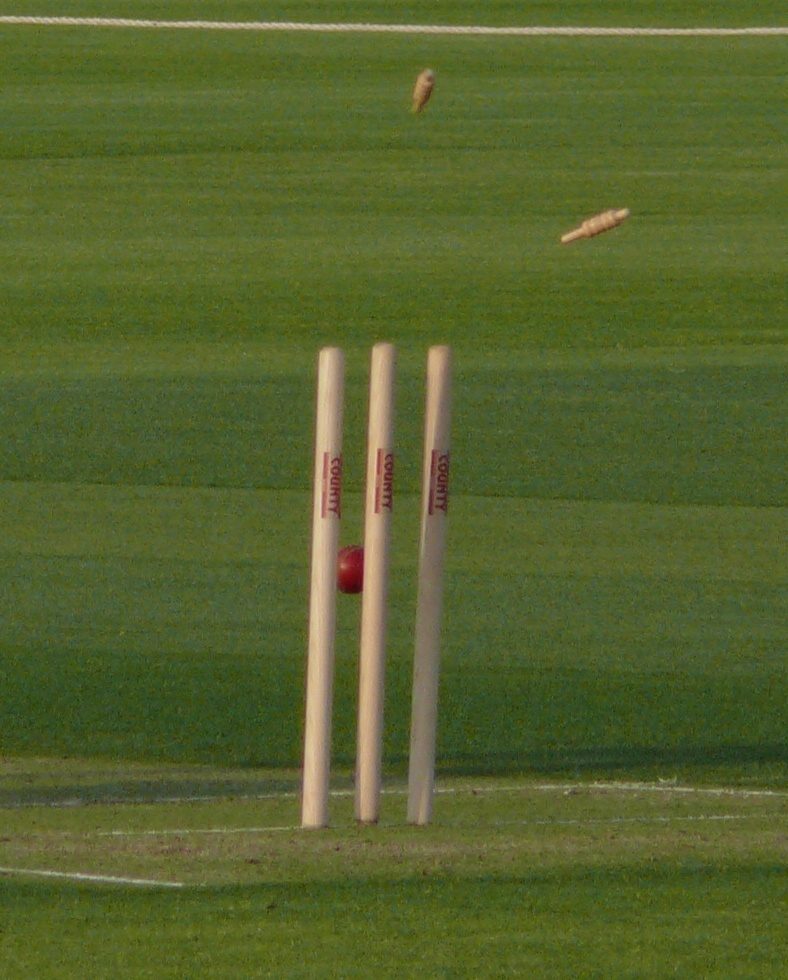MCC Issues Official Clarification on Breaking the Wicket for Run-Out Decisions